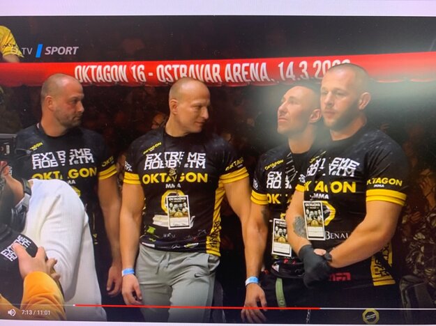 Norbert Bödör (vľavo) je jedným z trénerov Attilu Végha.