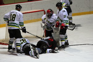 Pucov neudržal vedenie 2:0. 