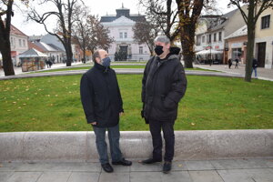 Igor Válek (vľavo) a Peter Cabadaj, ktorí zastrešujú projekt kandidatúry Martina na Európske hlavné mesto kultúry 2026. 