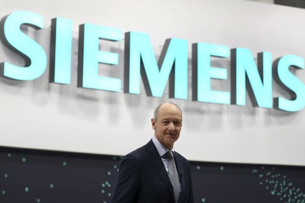 Roland Busch, generálny riaditeľ nemeckého koncernu Siemens.