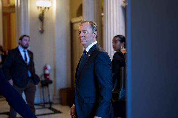 Demokratický kongresman Adam Schiff.