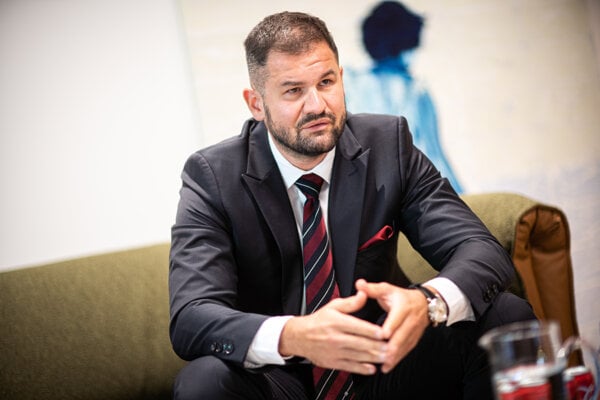 Fadi Fardous zastupuje 4,5 tisíc prevažne drobných veriteľov Arcy Capital Slovakia. 