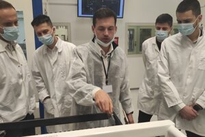 Fabriku na elektrobatérie chce v Šuranoch stavať firma Gotion InoBat Batteries. Spoločnosť InoBat má jeden zo svojich závodov aj vo Voderadoch.