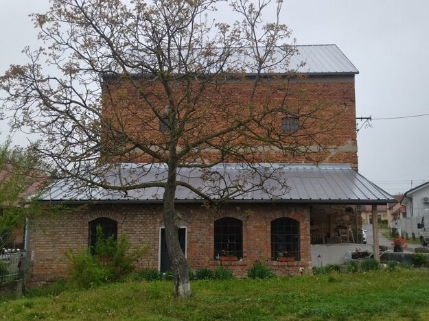 Vodný mlyn v Čáčove slúži ako múzeum. (zdroj: SME/Jozef Ryník)