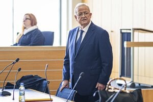 Bývalý šéf Volkswagenu Martin Winterkorn počas súdneho pojednávania v septembri 2024 v Branschweigu.