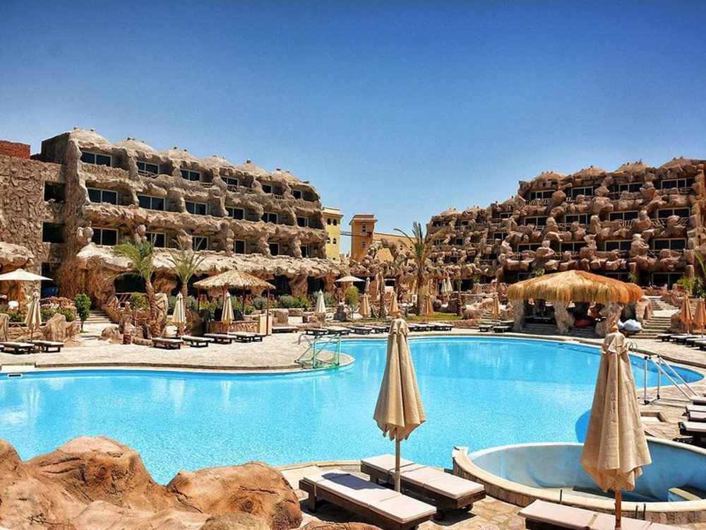 Caves Beach Resort 5* (zdroj: dovolenka.sme.sk)