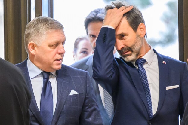 Premiér Robert Fico a minister zahraničných vecí Juraj Blanár. (zdroj: TASR)