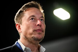 Miliardár Elon Musk.