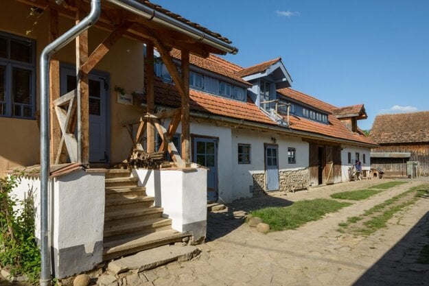  (zdroj: Cobor Farm)