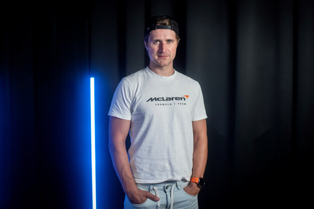 Marek miluje F1 - jeho obľúbený tím je očividne McLaren. (zdroj: Jozef Jakubčo)