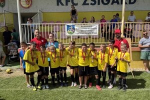 Víťazné družstvo OFK Žihárec U8. 