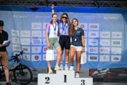 Bibiana Snováková (v strede) vyhrala ženskú kategóriu s náskokom necelej jednej sekundy