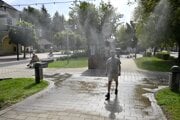 Námestie osloboditeľov v centre mesta Michalovce.
