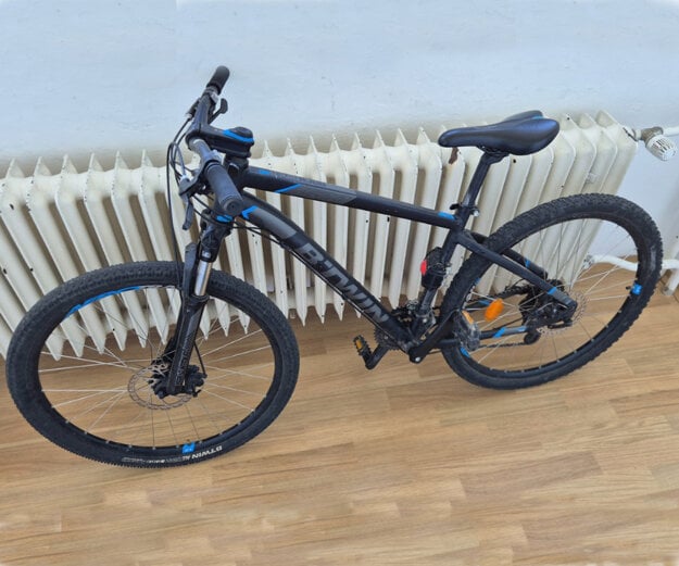 Majiteľ tohto bicykla sa má prihlásiť na Okresnom riaditeľstve PZ v Nitre, Nábrežie mládeže 1.  (zdroj: polícia)
