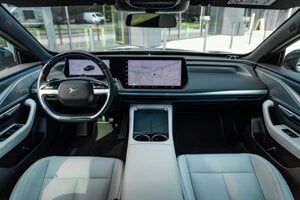 XPeng P7
