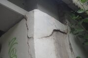 Jedna z prasklín pod mostom Hlinkova.