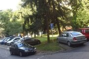 Parkovanie Grešova - Vajanského.