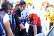 Vyčerpaný Lukáš Kubiš v cieli 5. etapy pretekov Okolo Slovenska 2025. 