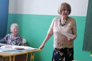 Bývalí žiaci tried A, B a C Jedenásťročnej strednej školy v Liptovskom Mikuláši sa stredli po neuveriteľných 70 rokoch.