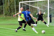 Zo zápasu Zem. Kostoľany - Nitr. Sučany 4:0