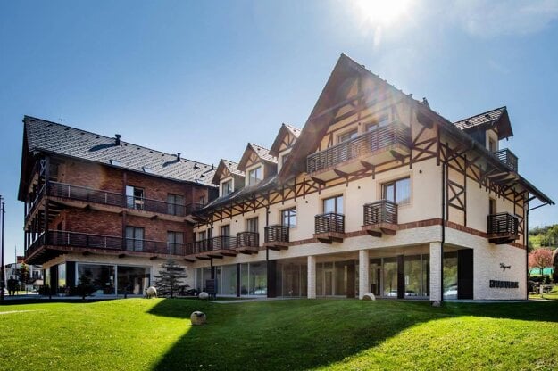 Majitelia Hastry postavili v Belej komplex Village resort Hanuliak. (zdroj: Village resort Hanuliak)