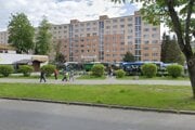 Mestské trhovisko v Brezne.