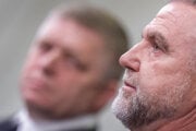 Premiér Robert Fico a podpredseda parlamentu Tibor Gašpar.