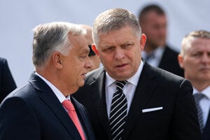 14. dôchodok? Ficovi a Orbánovi už teraz chýbajú miliardy, Maďarom sa črtá nový problém