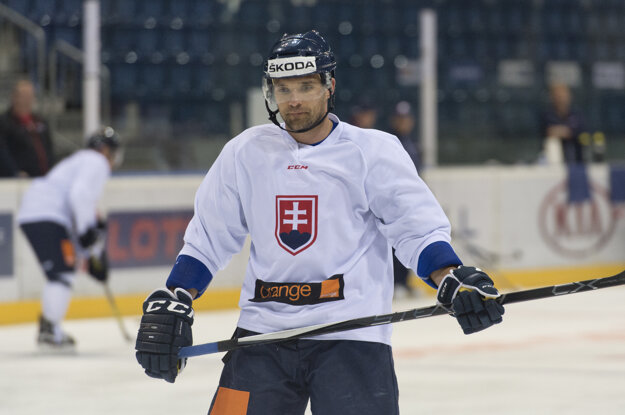 Andrej Sekera zdôrazňuje, že tím musí na ľade doslova nechať život.