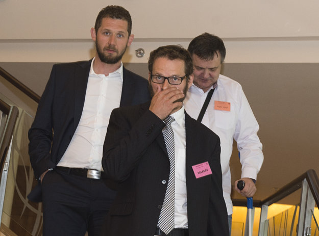 Michal Handzuš (uprostred) a Ján Lašák (vľavo).