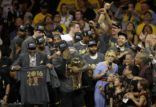 Cleveland získal premiérový titul v NBA.
