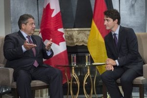 Sigmar Gabriel a Justin Trudeau.
