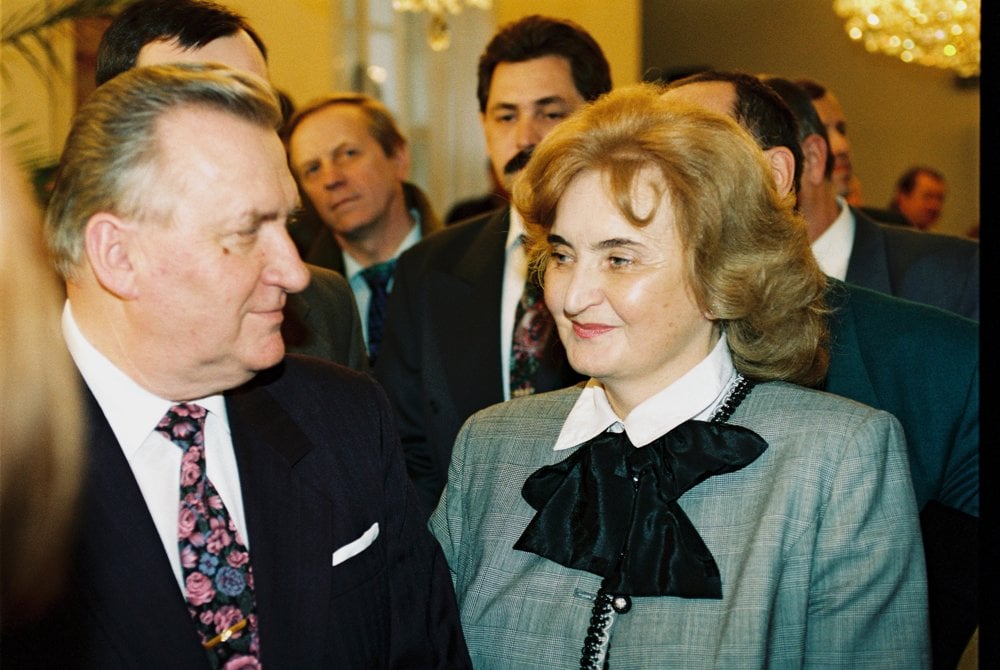 Michal Kováč s manželkou Emíliou po zvolení do prezidentského úradu 15. februára 1993. 