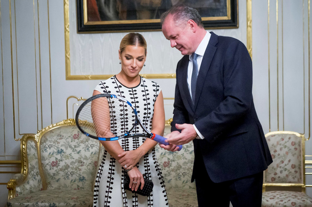 Prezident Andrej Kiska prijal tenistku Dominiku Cibulkovú po návrate zo Singapuru, kde vyhrala svetový pohár.