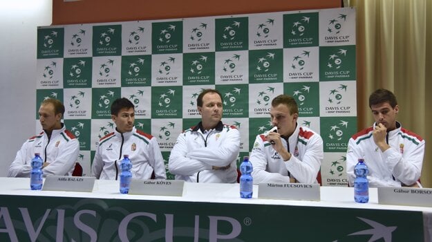 Na snímke zľava Levente Gödry, Attila Balázs, Gábor Köves, Márton Fucsovics a Gábor Borsos.