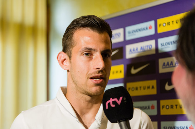 Šancu proti Litve môže dostať aj Martin Dúbravka.