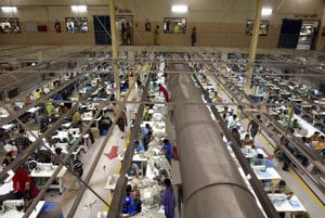 Fabrika na výrobu oblečenia v Bangladéši.