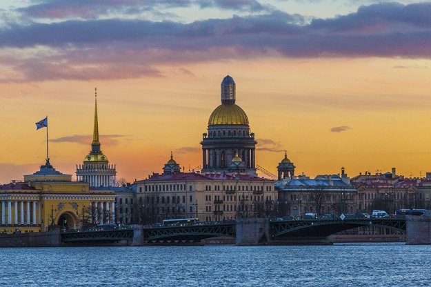 Rusko: Medzi top turistické mestá patrí Petrohrad a Moskva.