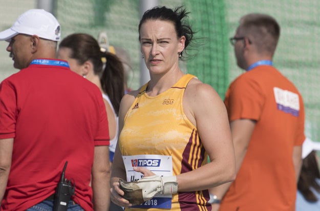 Slovenská reprezentantka Martina Hrašnová v disciplíne kladivo žien na atletickom mítingu P - T - S v Šamoríne.