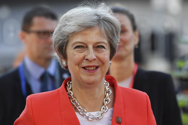 Mayová nevídí alternatívu k svojmu plánu pre brexit