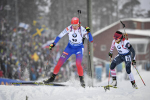 Anastasia Kuzminová počas MS v biatlone 2019.