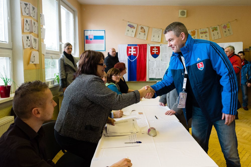 Predsedu Národnej rady Petra Pellegriniho vítali pod Chopkom v obci Demänová.
 
