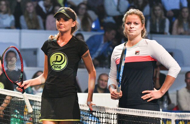 V novembri 2017 odohrala Kim Clijstersová exhibičný zápas proti Daniele Hantuchová, ktorá sa tak rozlúčila s kariérou.