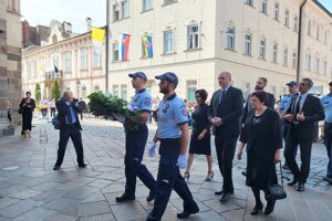 Primátor Košíc Jaroslav Polaček a poslanci mesta. 