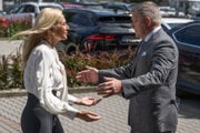 Ministerka hospodárstva Denisa Saková a premiér Robert Fico.