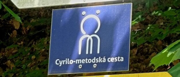 Označenie Cyrilo-metodskej cesty (zdroj: Pavol Urbánek)
