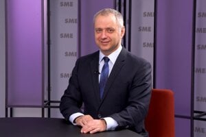 Analytik: Máme dôchodky trináste, rodičovské, minimálne a celý systém je tri miliardy v mínuse (repríza)
