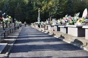 Cintorín vo Svidníku prešiel obnovou.