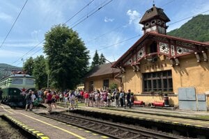 Vodná elektráreň v Ľubochni poháňala unikátnu lesnú železnicu.
