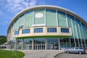 Exteriér Zimného štadióna v Prešove.